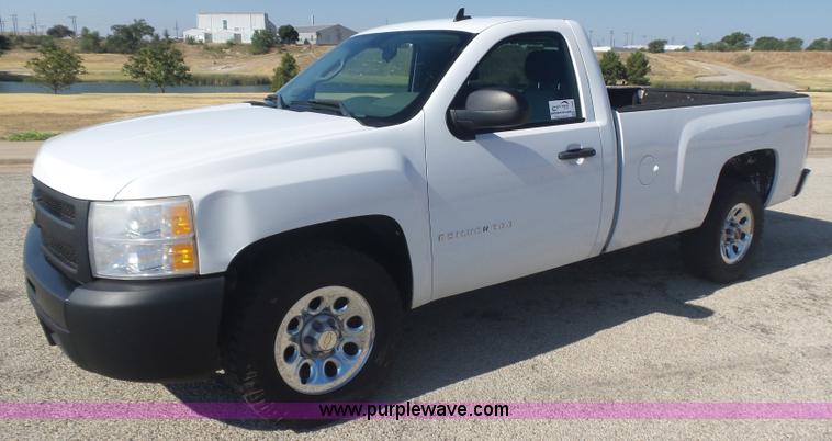 image for item L5994 2009 Chevrolet Silverado 1500 pickup truck