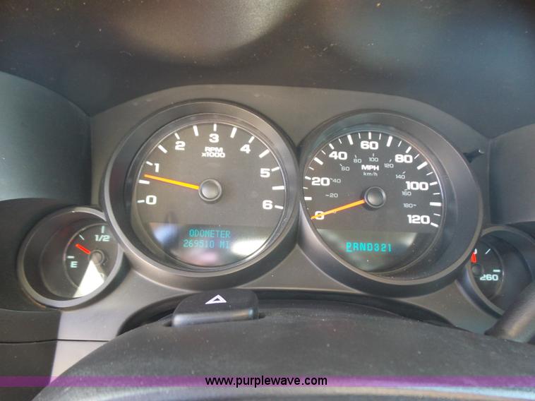 image for item L5994 2009 Chevrolet Silverado 1500 pickup truck