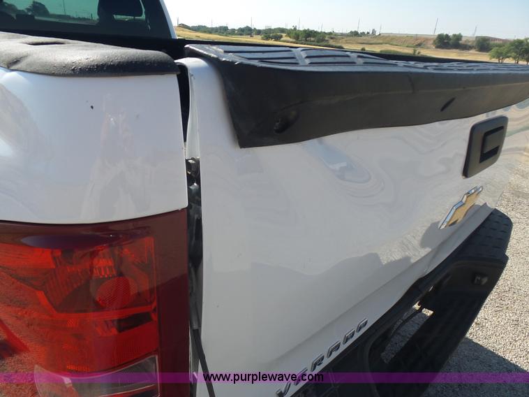 image for item L5994 2009 Chevrolet Silverado 1500 pickup truck