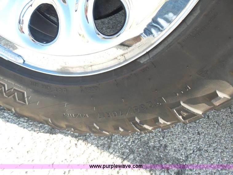 image for item L5994 2009 Chevrolet Silverado 1500 pickup truck