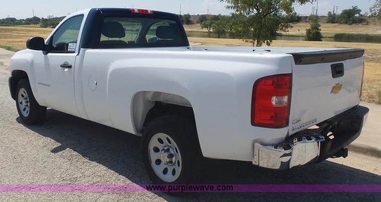 image for item L5998 2011 Chevrolet Silverado 1500 pickup truck
