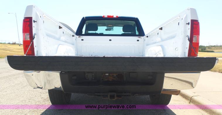 image for item L5998 2011 Chevrolet Silverado 1500 pickup truck
