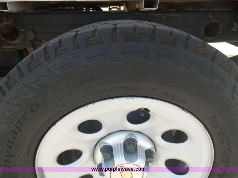 image for item L5998 2011 Chevrolet Silverado 1500 pickup truck