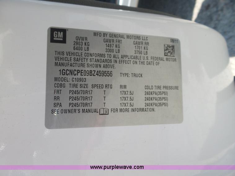 image for item L5998 2011 Chevrolet Silverado 1500 pickup truck