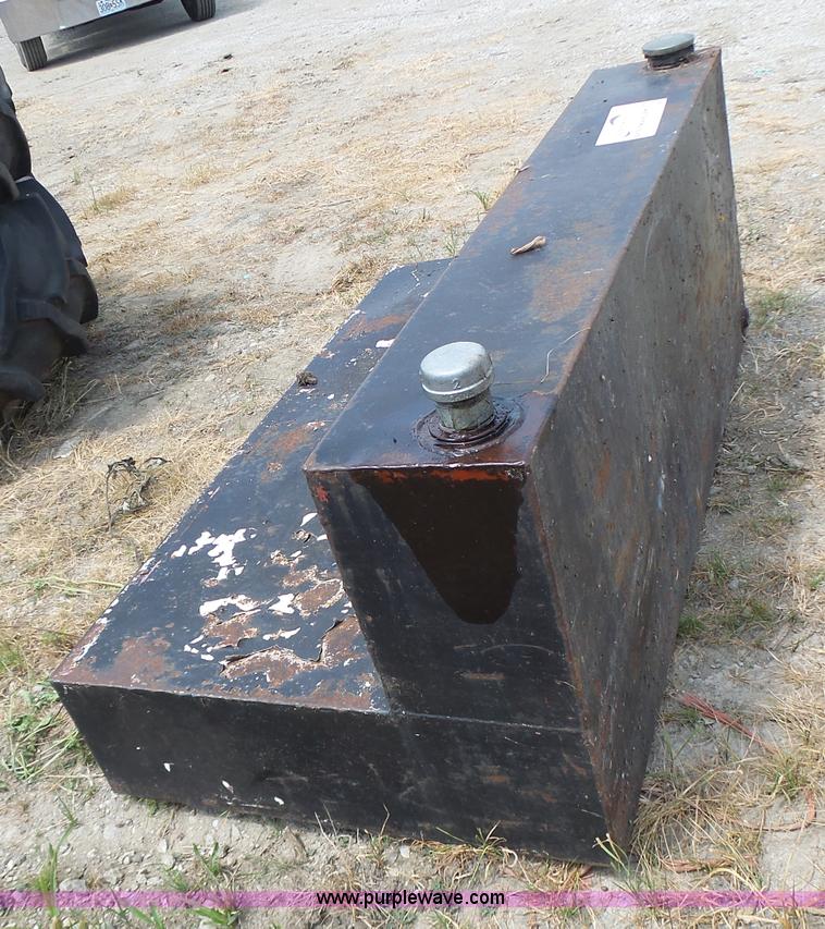 image for item L6226 Fuel tank