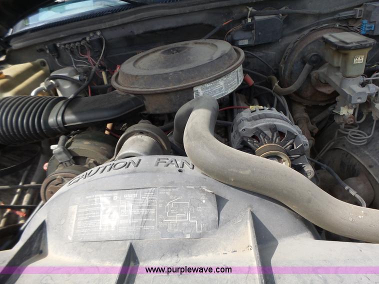 image for item L6230 1991 Chevrolet 2500 Ext. Cab pickup truck