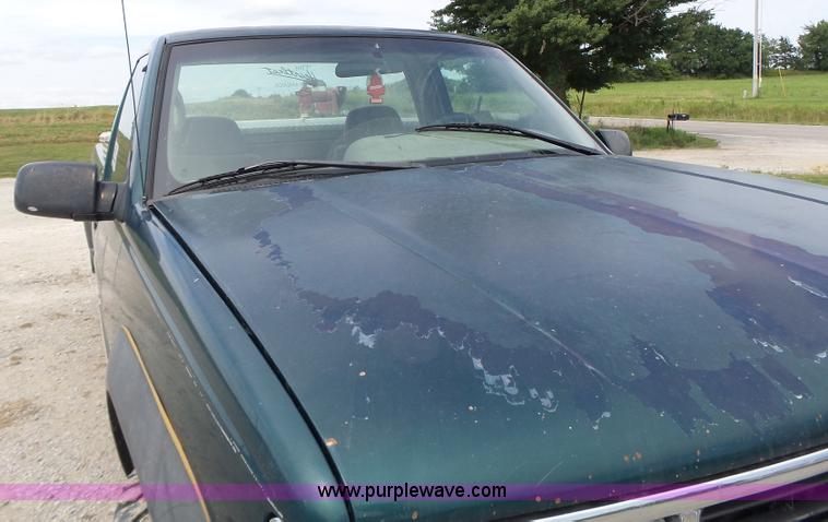 image for item L6231 1995 Chevrolet 2500HD pickup truck