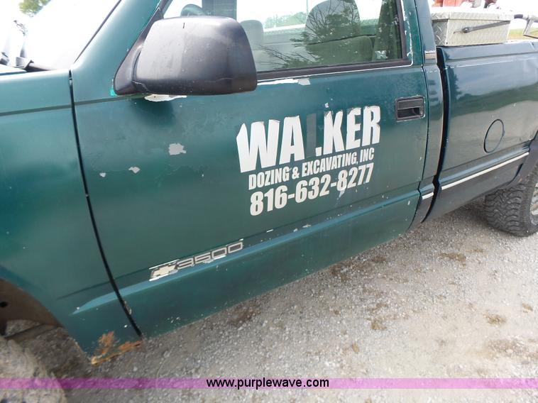 image for item L6231 1995 Chevrolet 2500HD pickup truck