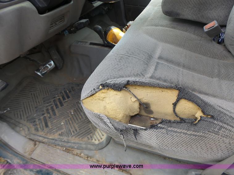 image for item L6231 1995 Chevrolet 2500HD pickup truck