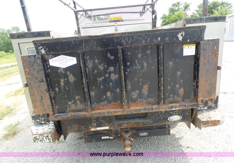 image for item L6232 2000 Chevrolet 3500 Crew Cab utility truck