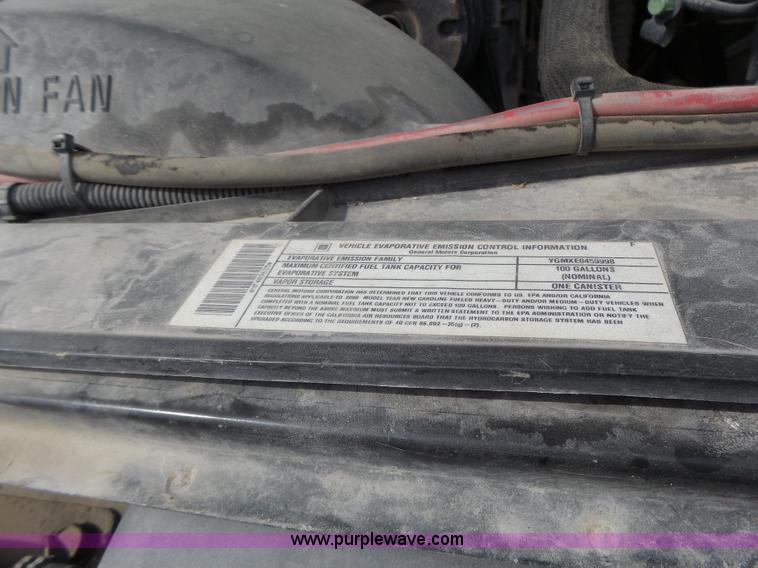 image for item L6232 2000 Chevrolet 3500 Crew Cab utility truck