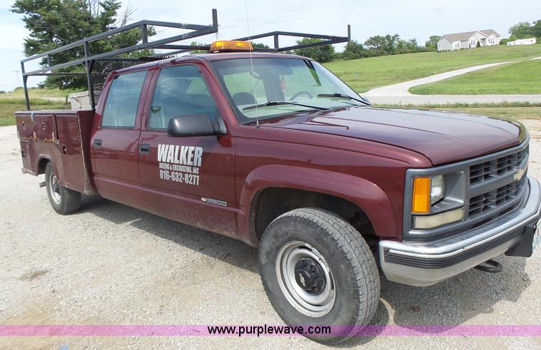 image for item L6233 1998 Chevrolet 3500 Crew Cab utility truck