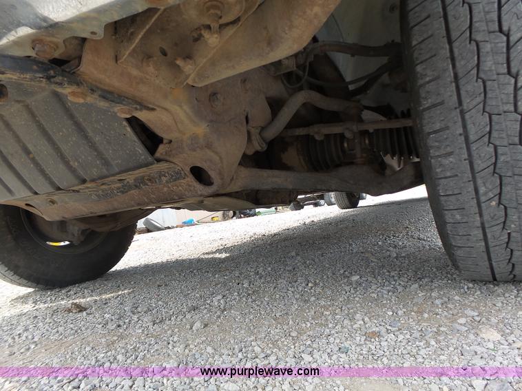 image for item L6233 1998 Chevrolet 3500 Crew Cab utility truck