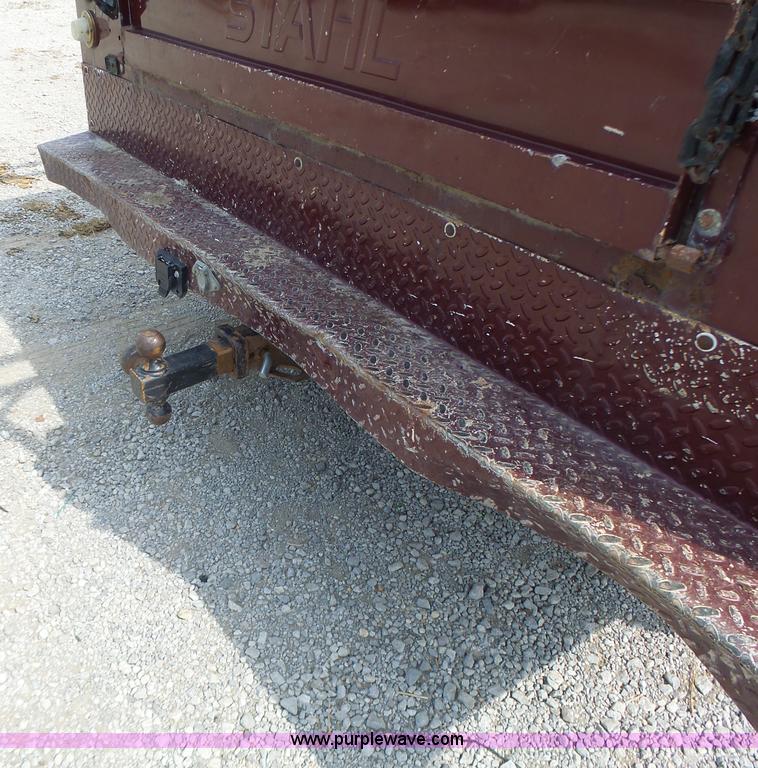 image for item L6233 1998 Chevrolet 3500 Crew Cab utility truck