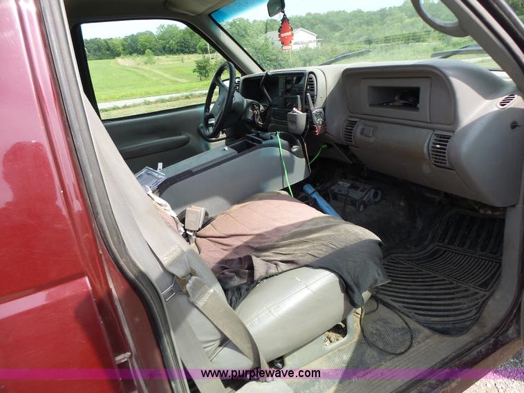 image for item L6233 1998 Chevrolet 3500 Crew Cab utility truck