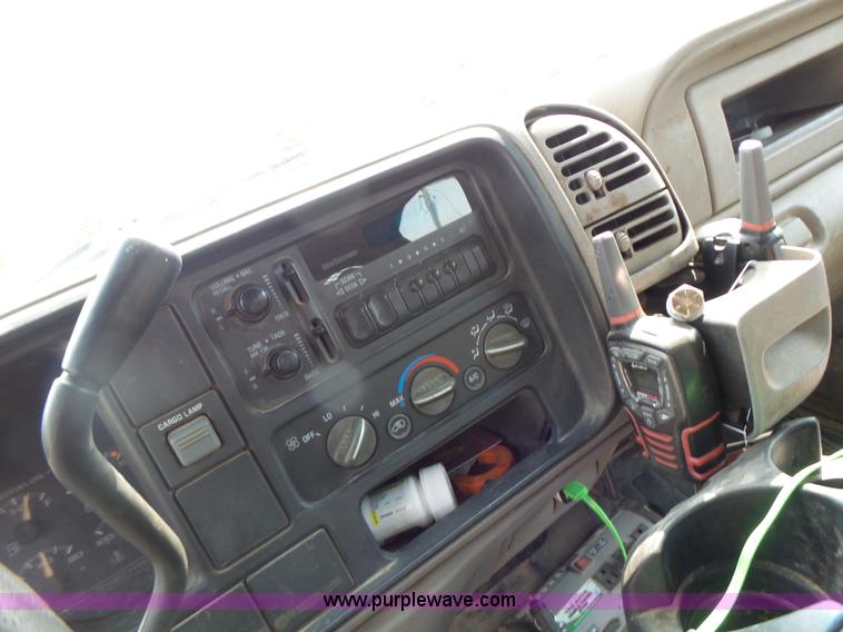 image for item L6233 1998 Chevrolet 3500 Crew Cab utility truck