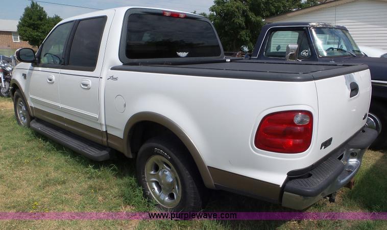 image for item L6867 2003 Ford F150 SuperCrew pickup truck