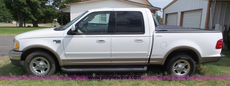 image for item L6867 2003 Ford F150 SuperCrew pickup truck