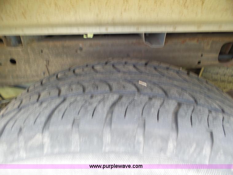 image for item L6867 2003 Ford F150 SuperCrew pickup truck