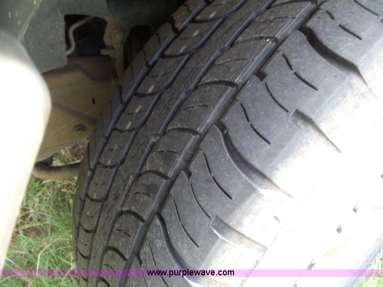 image for item L6867 2003 Ford F150 SuperCrew pickup truck