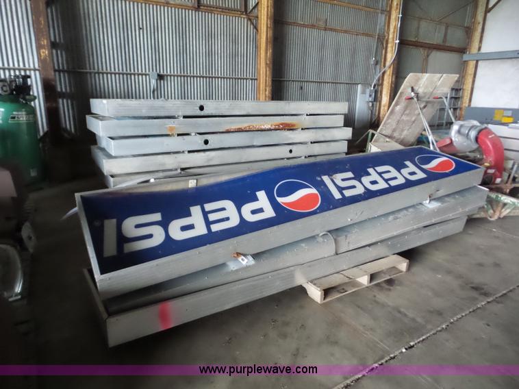 image for item AG9458 Scoreboards and signs