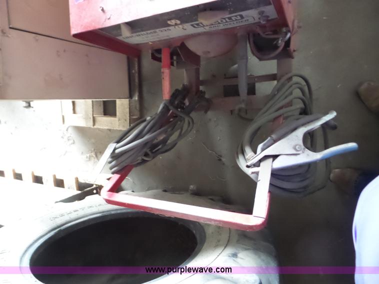 image for item AG9472 Lincoln 225 welder/generator