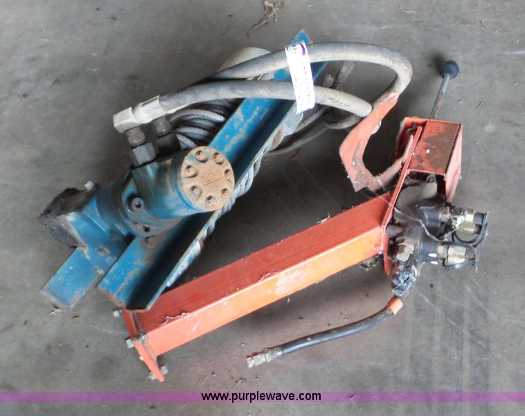 image for item AG9474 Hydraulic winch