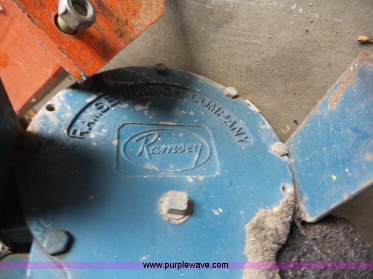 image for item AG9474 Hydraulic winch