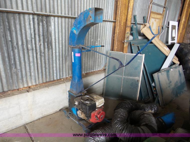 image for item AG9476 Goosen leaf vacuum/mulcher