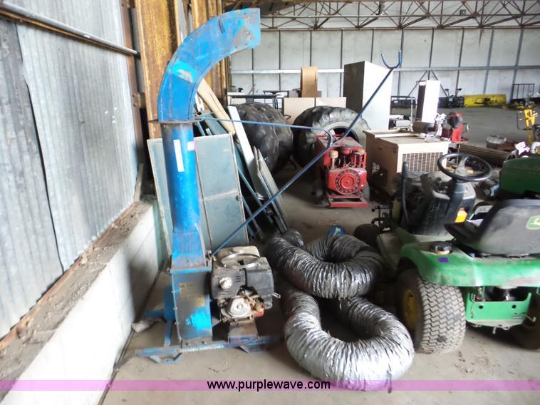 image for item AG9476 Goosen leaf vacuum/mulcher