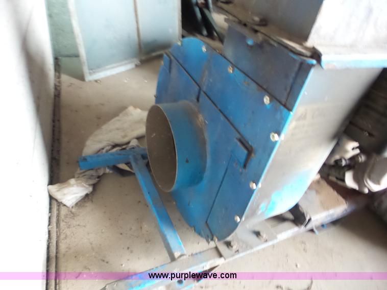 image for item AG9476 Goosen leaf vacuum/mulcher