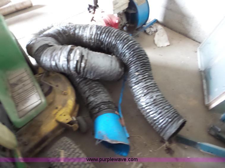 image for item AG9476 Goosen leaf vacuum/mulcher