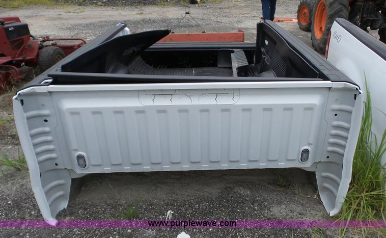 image for item AG9486 2013 Ford F150 pickup truck bed