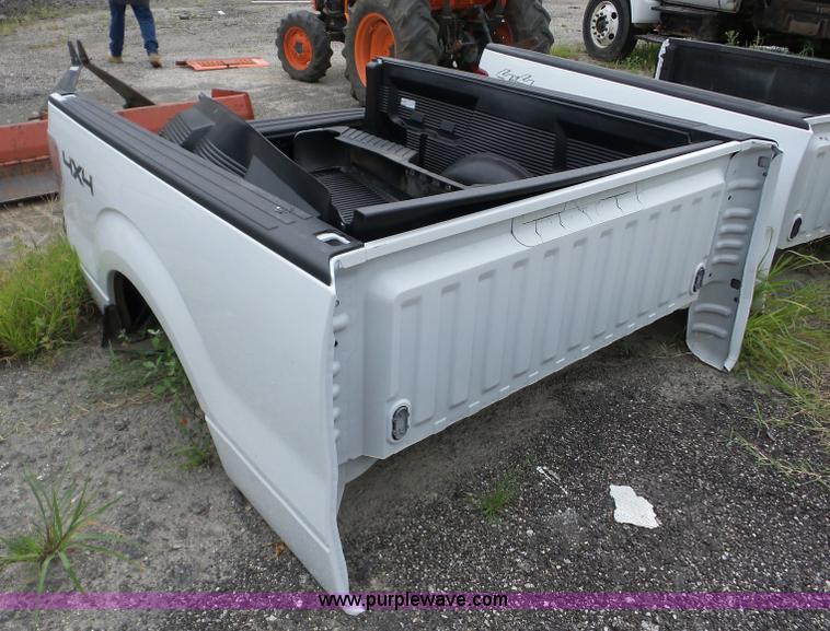 image for item AG9486 2013 Ford F150 pickup truck bed