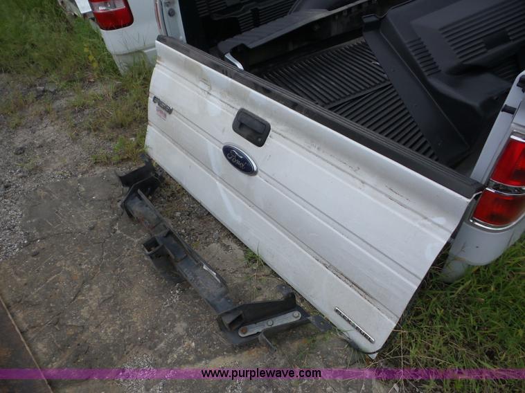 image for item AG9486 2013 Ford F150 pickup truck bed