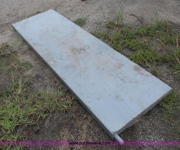 image for item AG9487 Dump truck end gate