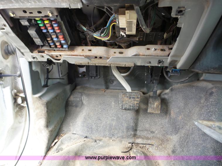 image for item AG9489 2006 Ford F650 Super Duty dump truck