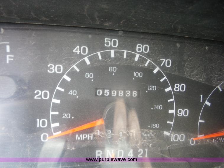 image for item AG9489 2006 Ford F650 Super Duty dump truck