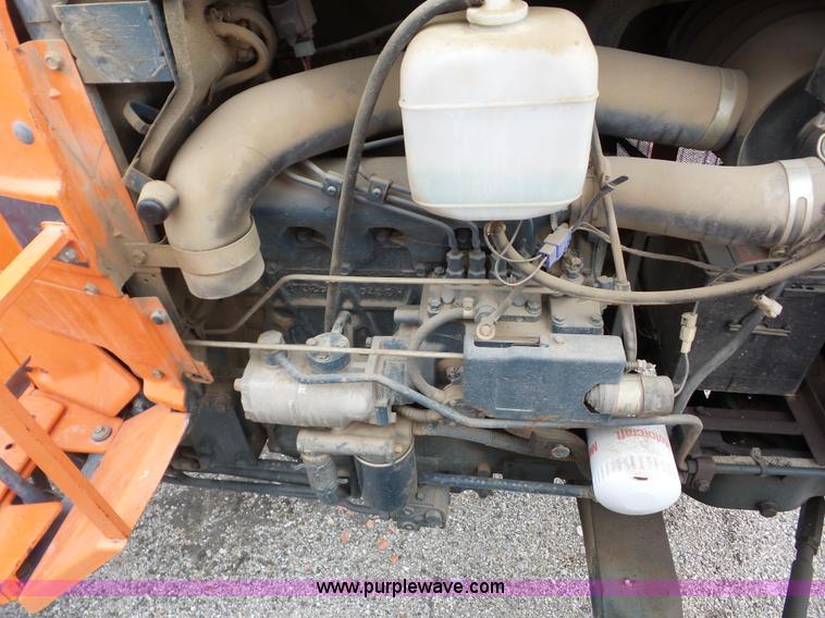 image for item AG9491 1988 Kubota L2850 tractor