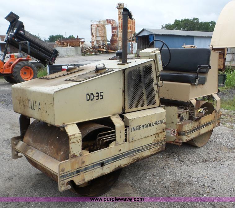 image for item AG9495 Ingersoll Rand DD-35 single drum roller