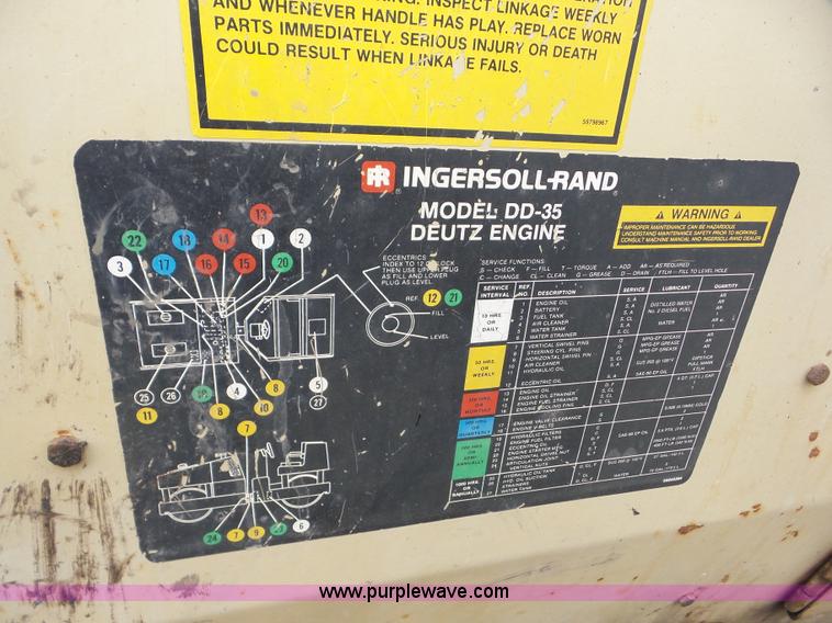 image for item AG9495 Ingersoll Rand DD-35 single drum roller