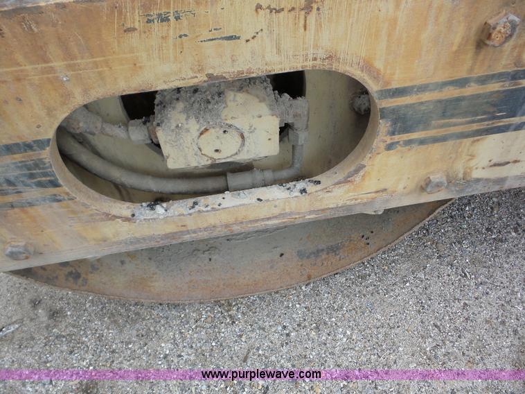 image for item AG9495 Ingersoll Rand DD-35 single drum roller