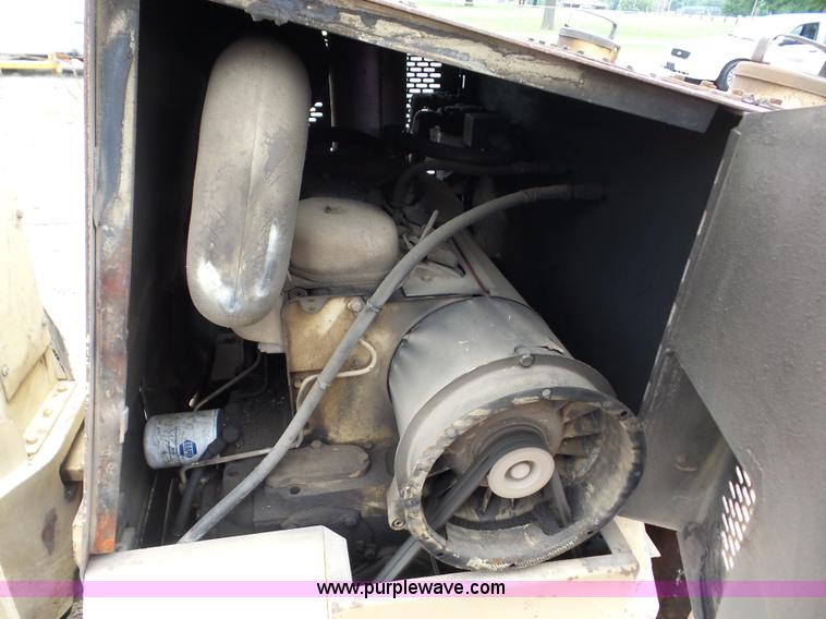 image for item AG9495 Ingersoll Rand DD-35 single drum roller