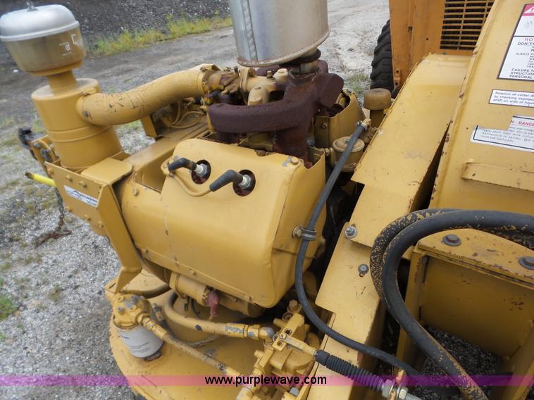 image for item AG9497 1992 Vermeer 935 brush chipper