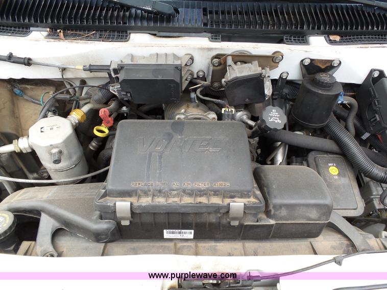 image for item AP9367 2004 Chevrolet Astro Extended Cargo van