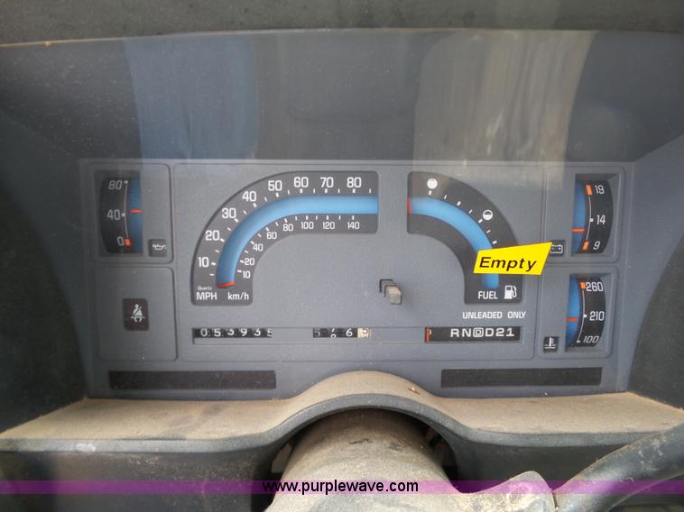 image for item AP9368 1991 Chevrolet S10 pickup truck