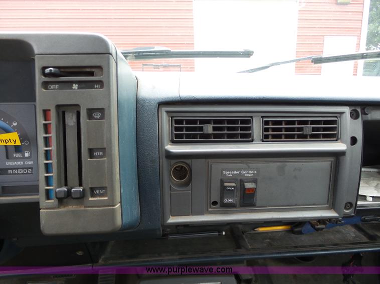 image for item AP9368 1991 Chevrolet S10 pickup truck