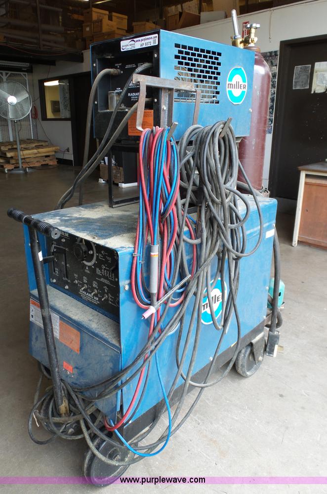 image for item AP9372 Miller Dialarc HF arc welder