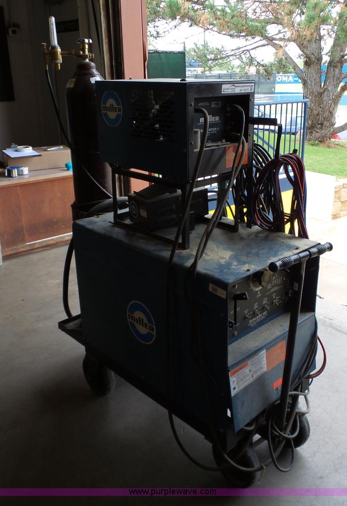 image for item AP9372 Miller Dialarc HF arc welder