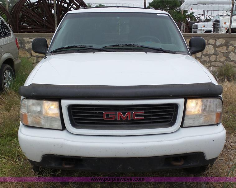 image for item AR9318 1998 GMC Jimmy SLS SUV